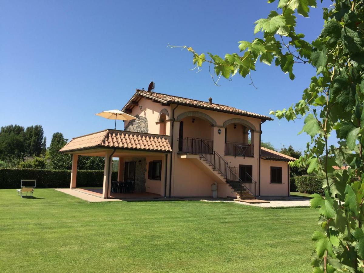 Agriturismo Battaglini Больсена Екстер'єр фото