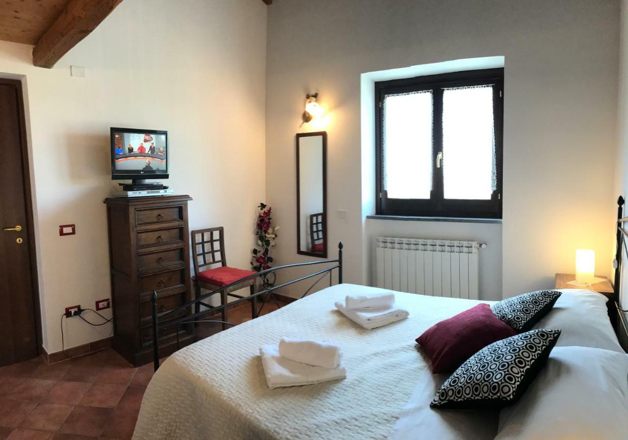 Agriturismo Battaglini Больсена Екстер'єр фото
