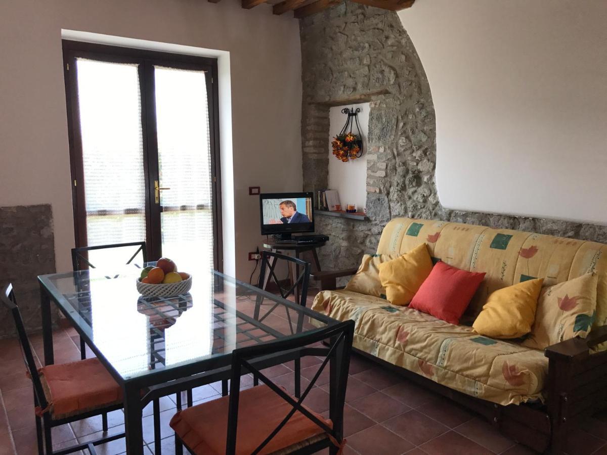 Agriturismo Battaglini Больсена Екстер'єр фото